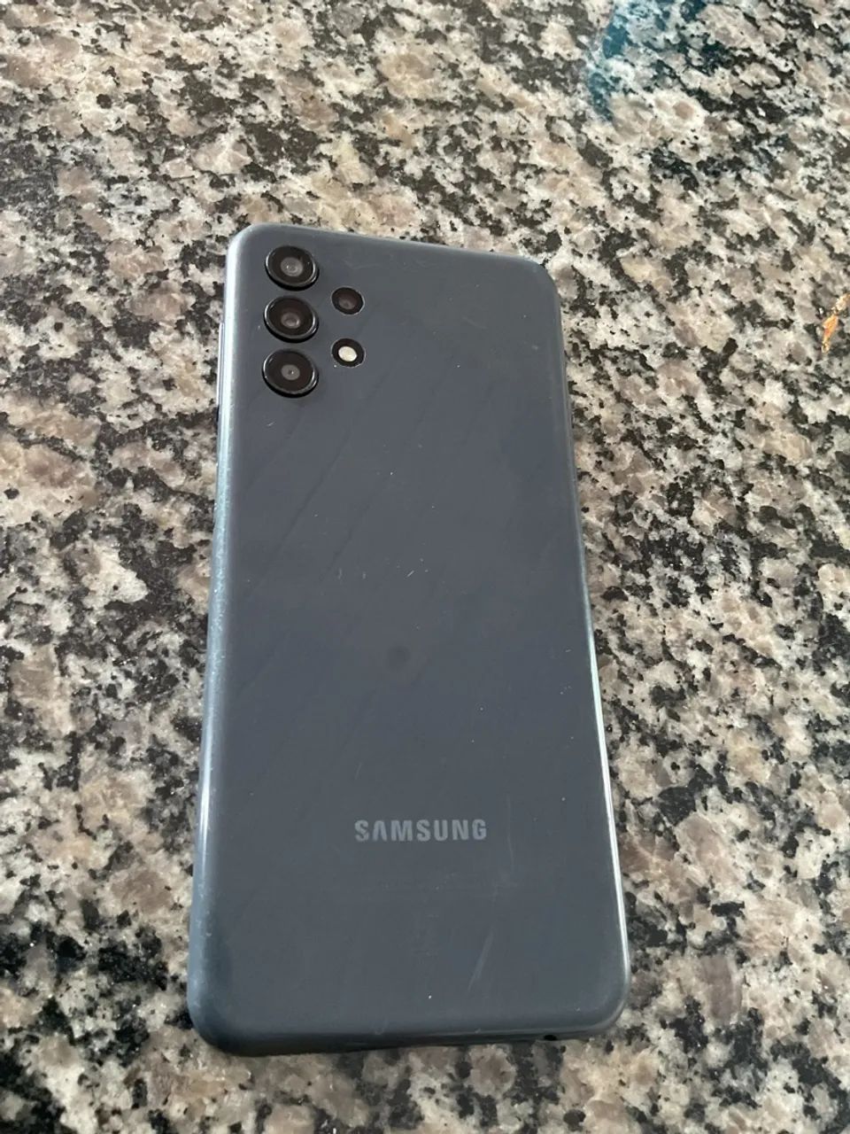 Samsung A3  - Foto 2