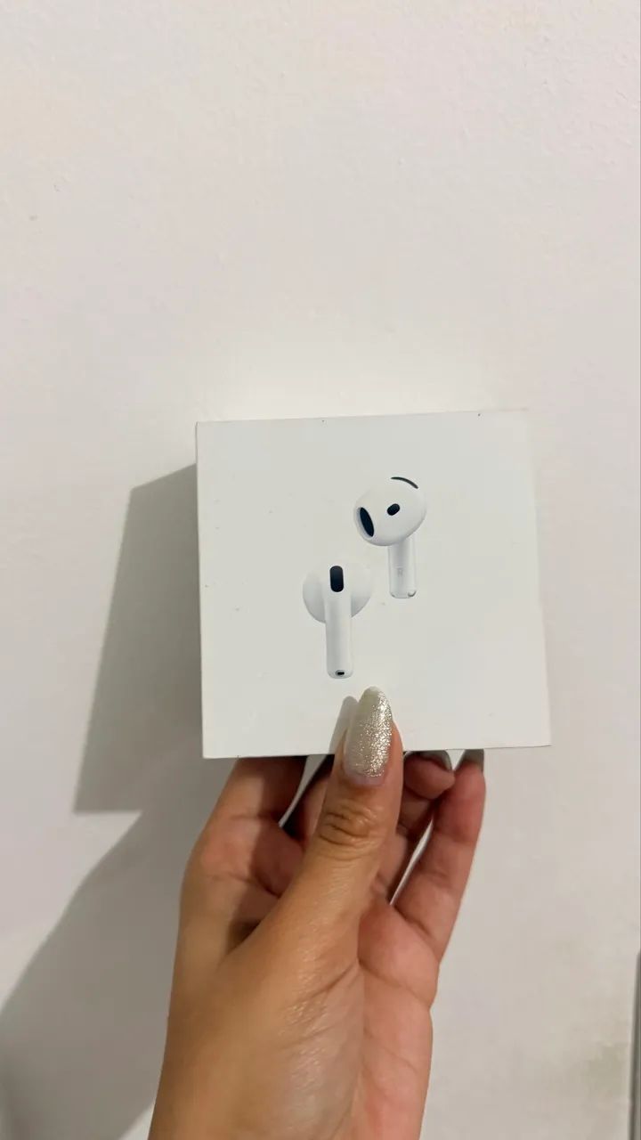 AirPods 4