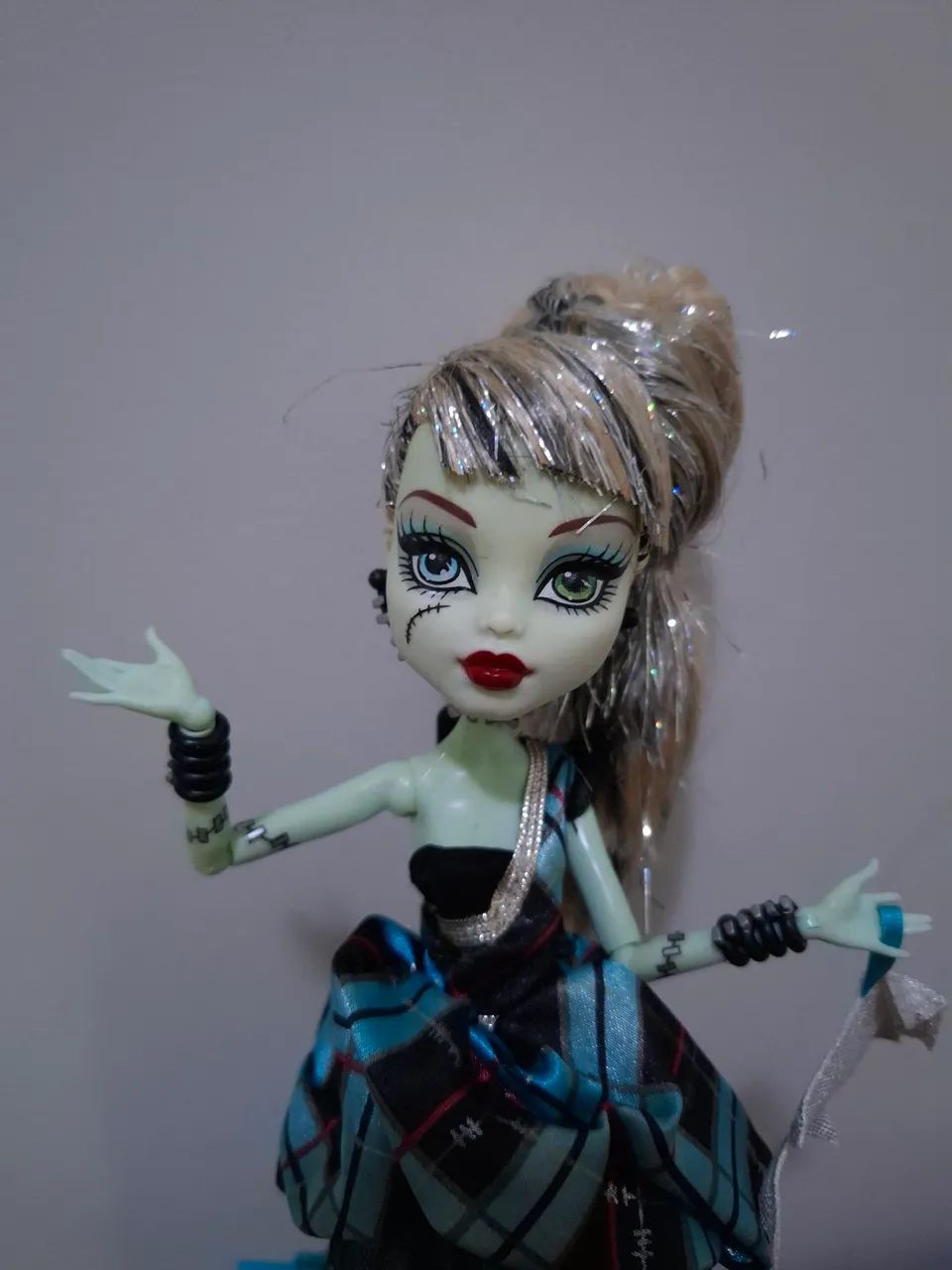 Boneca Monster High - Frankie Stein Sweet 1600 G1 - Brinquedos e