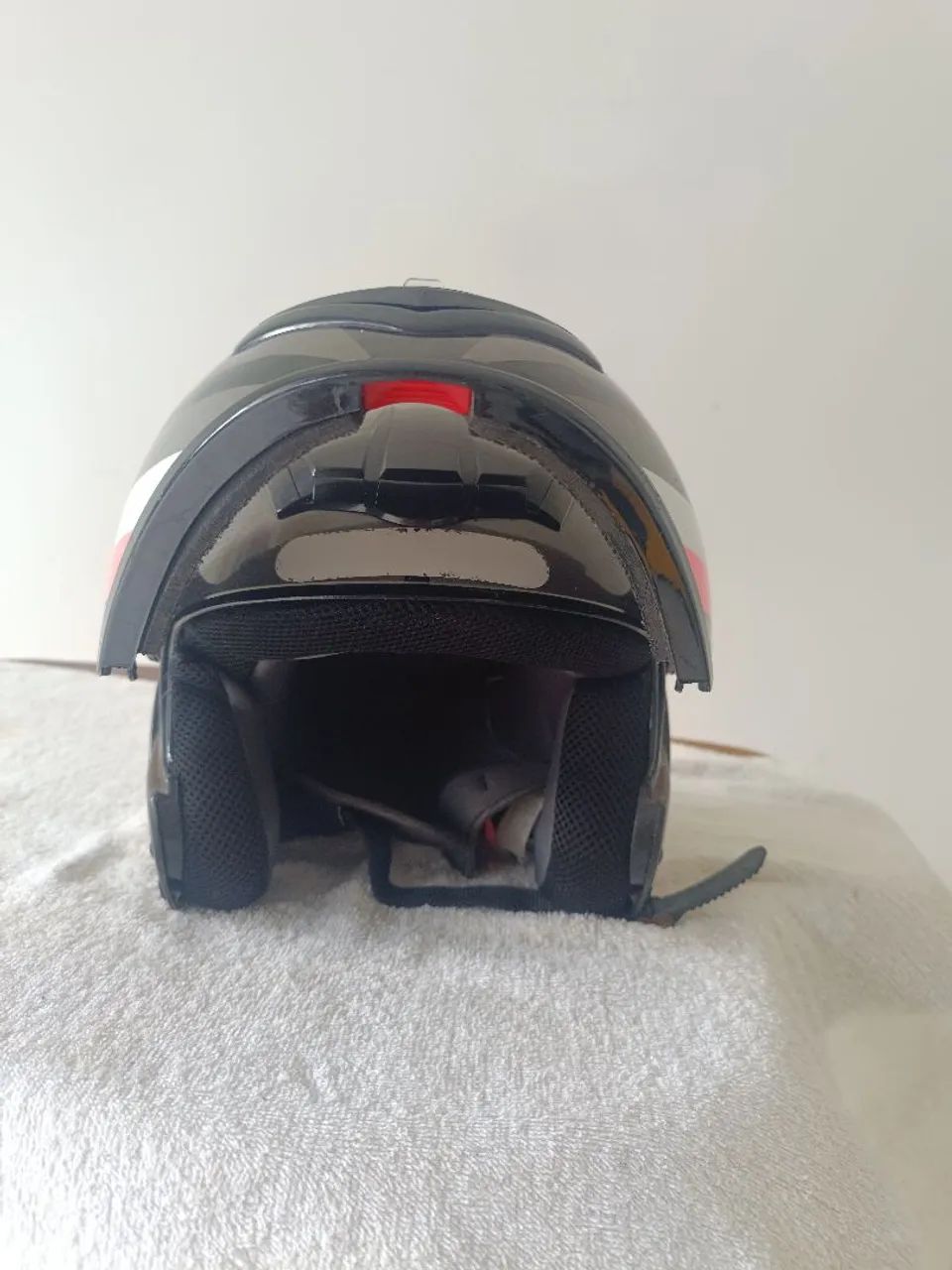 Capacete feminino articulado Robocop  - Foto 3