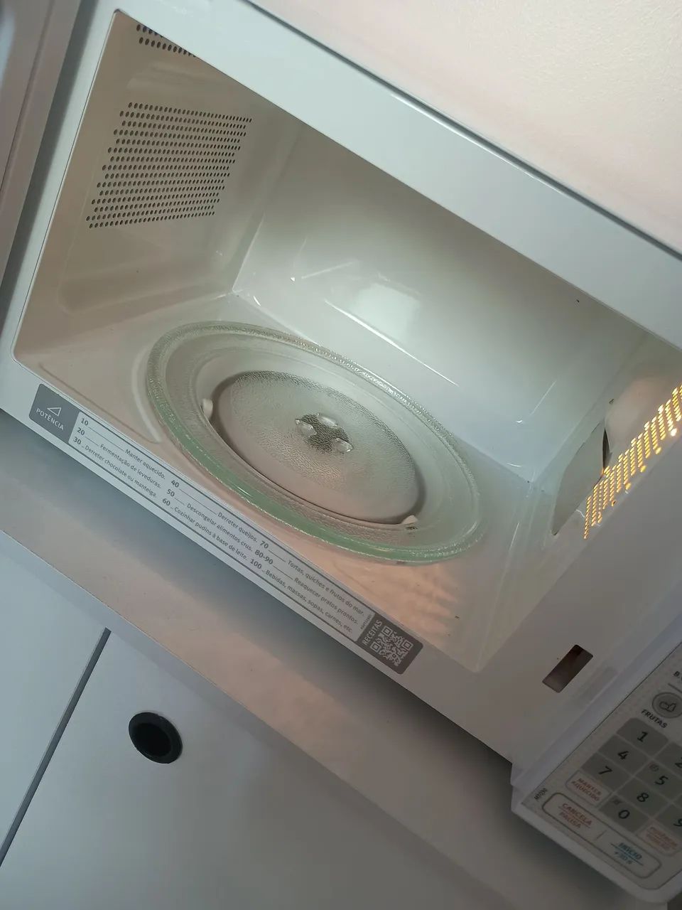 Microondas novinho - Foto 4