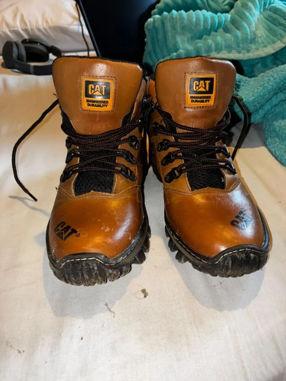 Bota coturno CAT