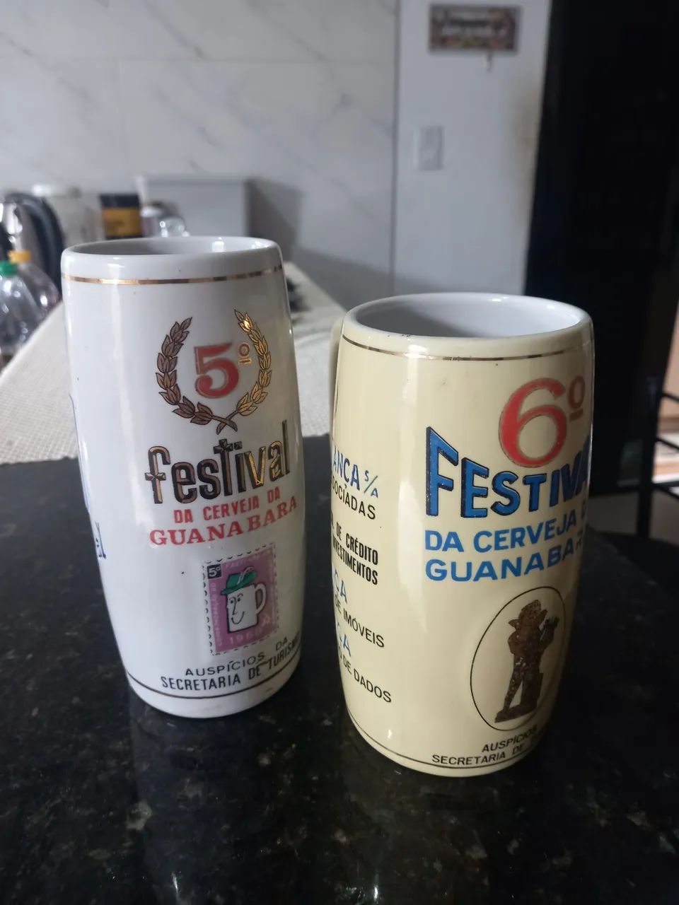 Canecas de porcelana 
