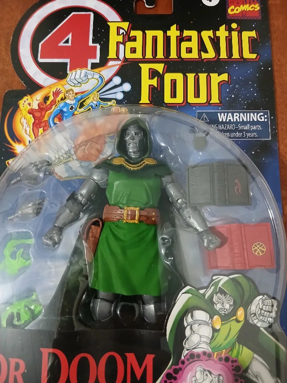 Dr Doom Marvel Legends - Foto 4
