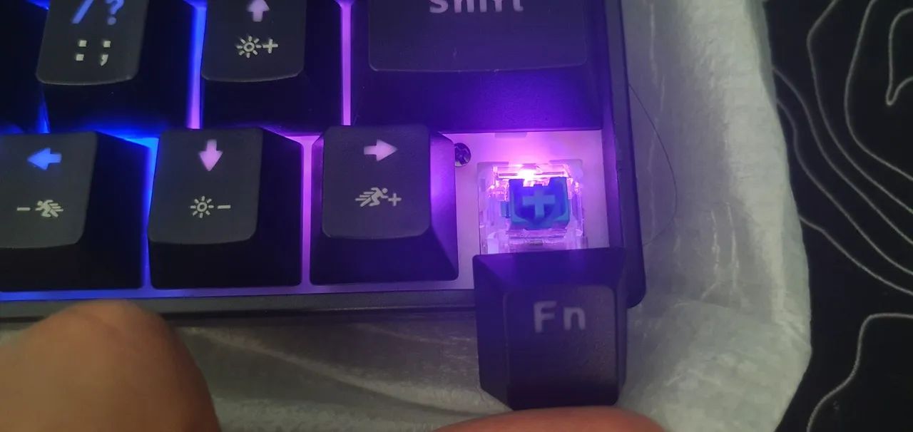Teclado mecânico switch azul compacto, pequeno. - Foto 2