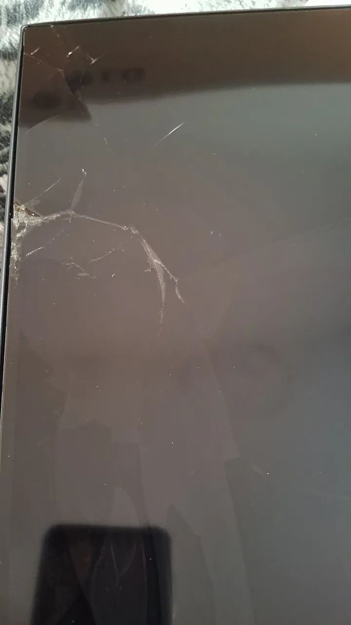 Vendo tv lg 50 pol tela quebrada - Foto 2