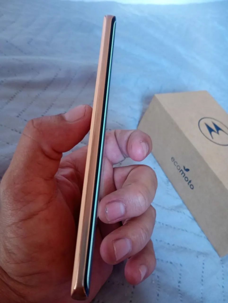 Celular moto Edge 40 neo  - Foto 3