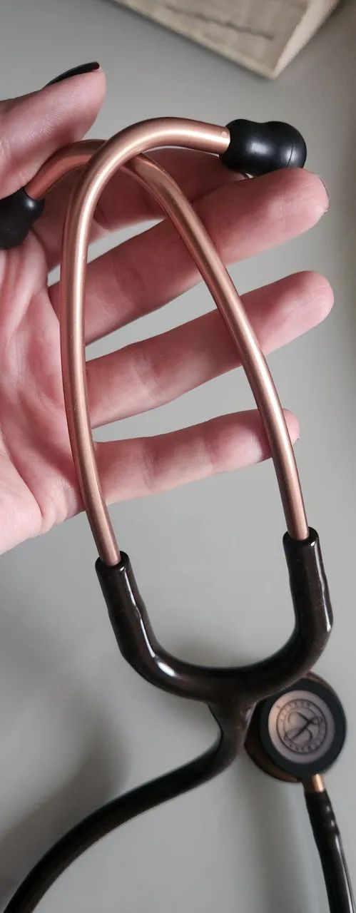 Estetoscópio Littmann Classic III marrom - Foto 4