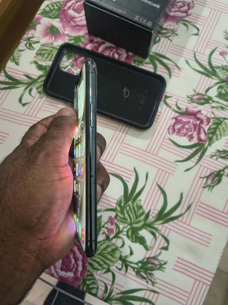 iPhone 11 pro de 512GB - Foto 3
