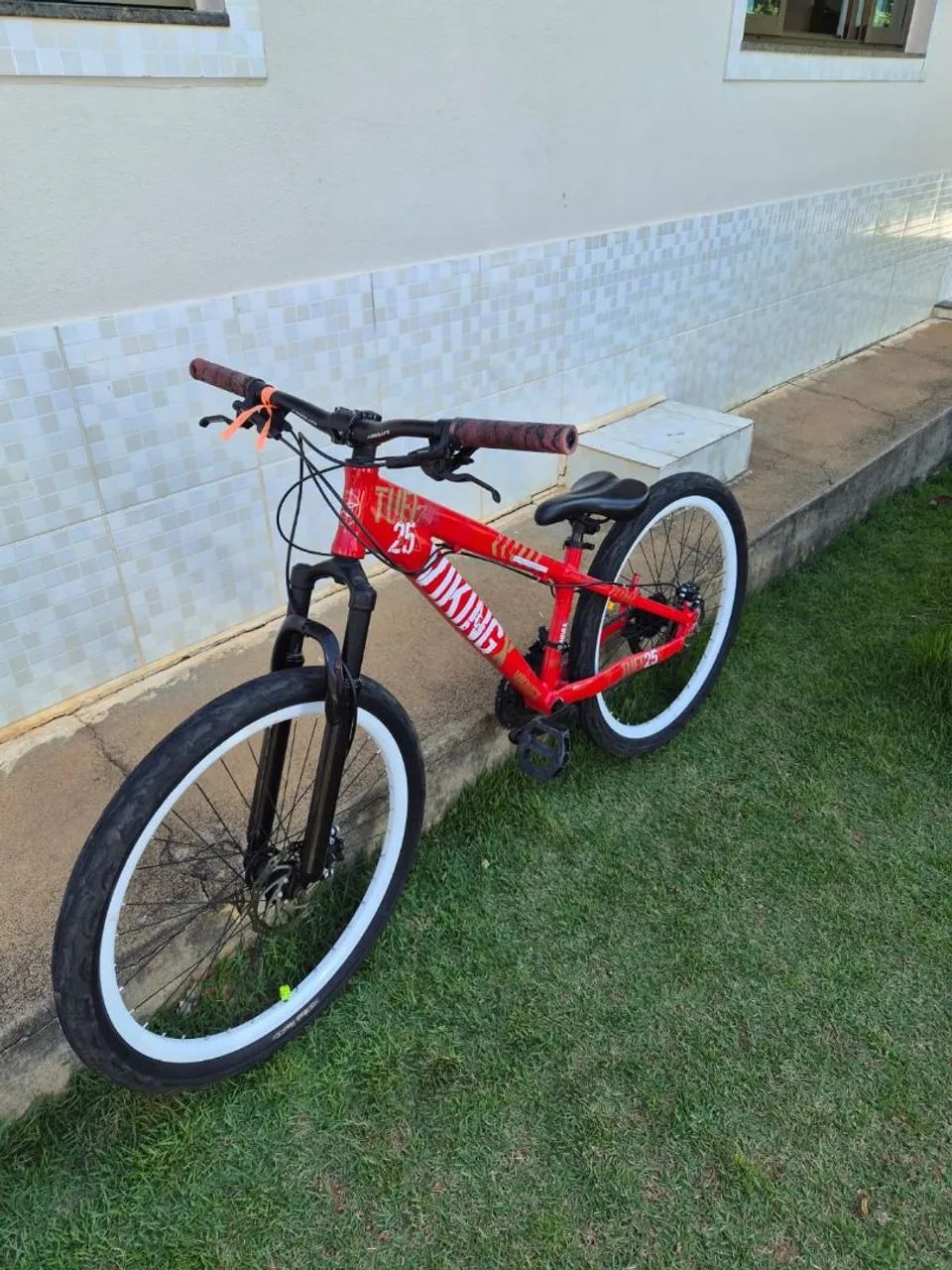Bicicleta Viking Tuff 25  - Foto 2