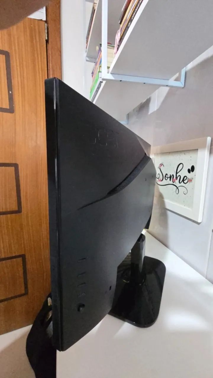 Monitor Game Acer para retirada de peça - Foto 5