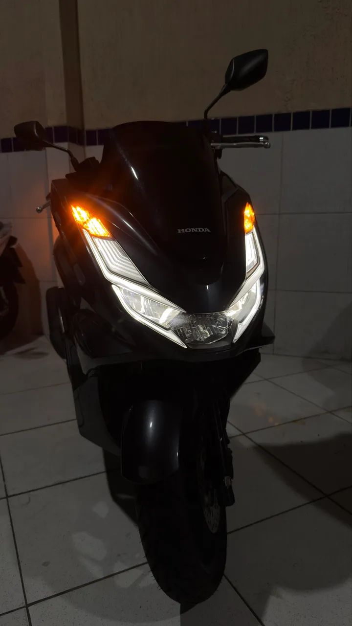 PCX 2024 com apenas 800km - Foto 4