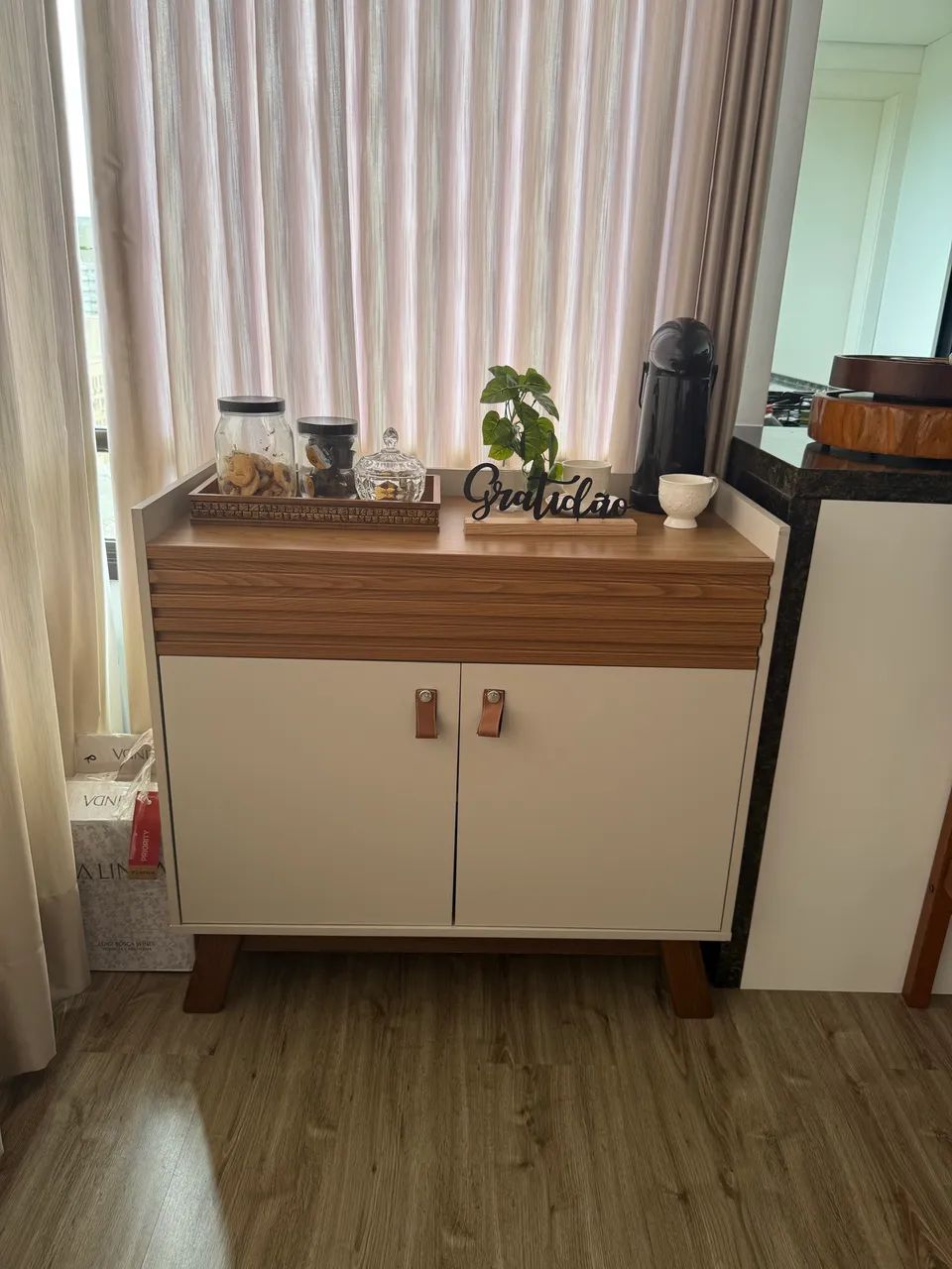 Sideboard