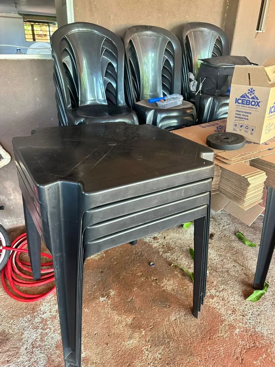 Jogo de mesa e cadeira de plásticos  - Foto 2