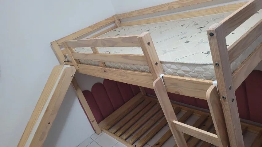 Beliche Montessoriano com escorregador - Usado