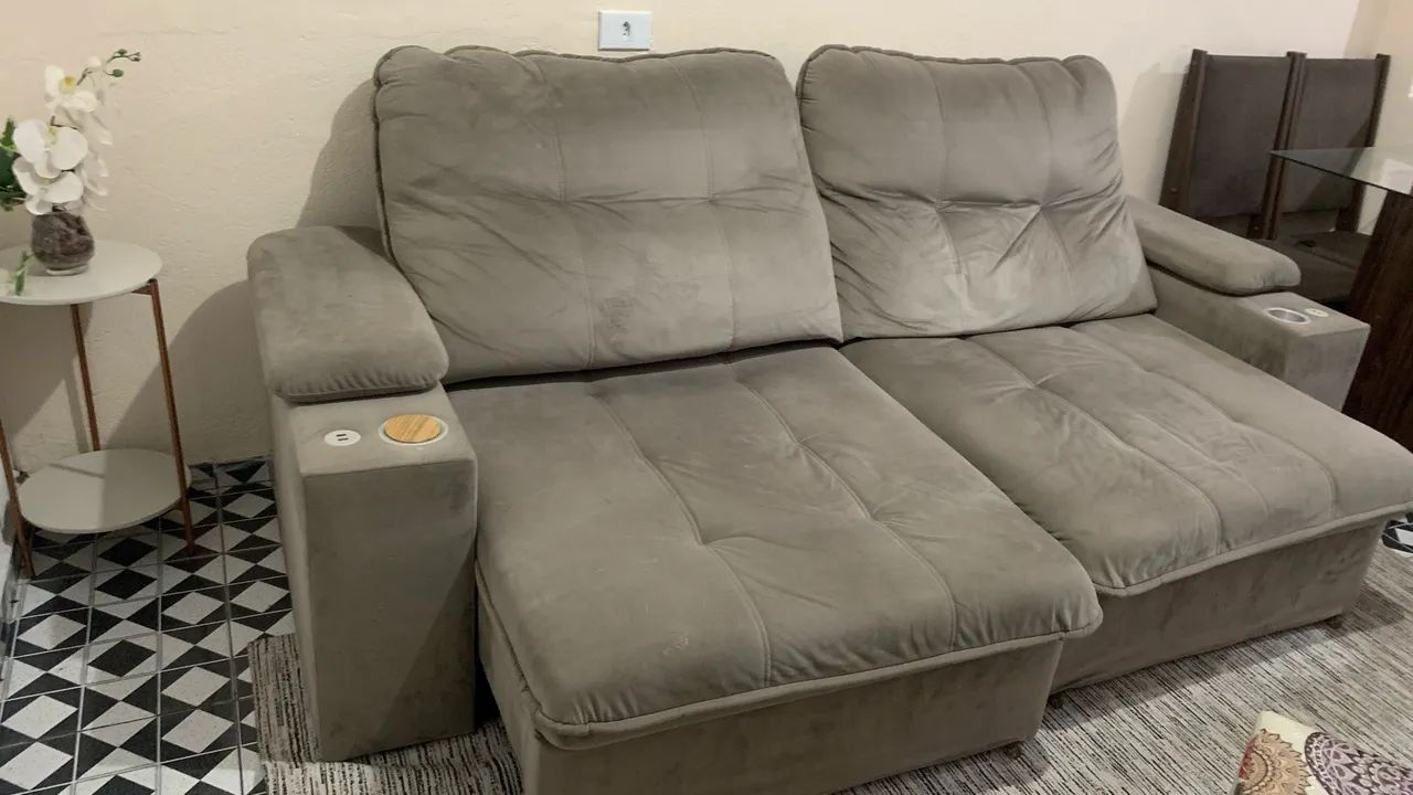  Sofá Retrátil e Reclinável 2,30m com USB ? R$550 - Foto 5
