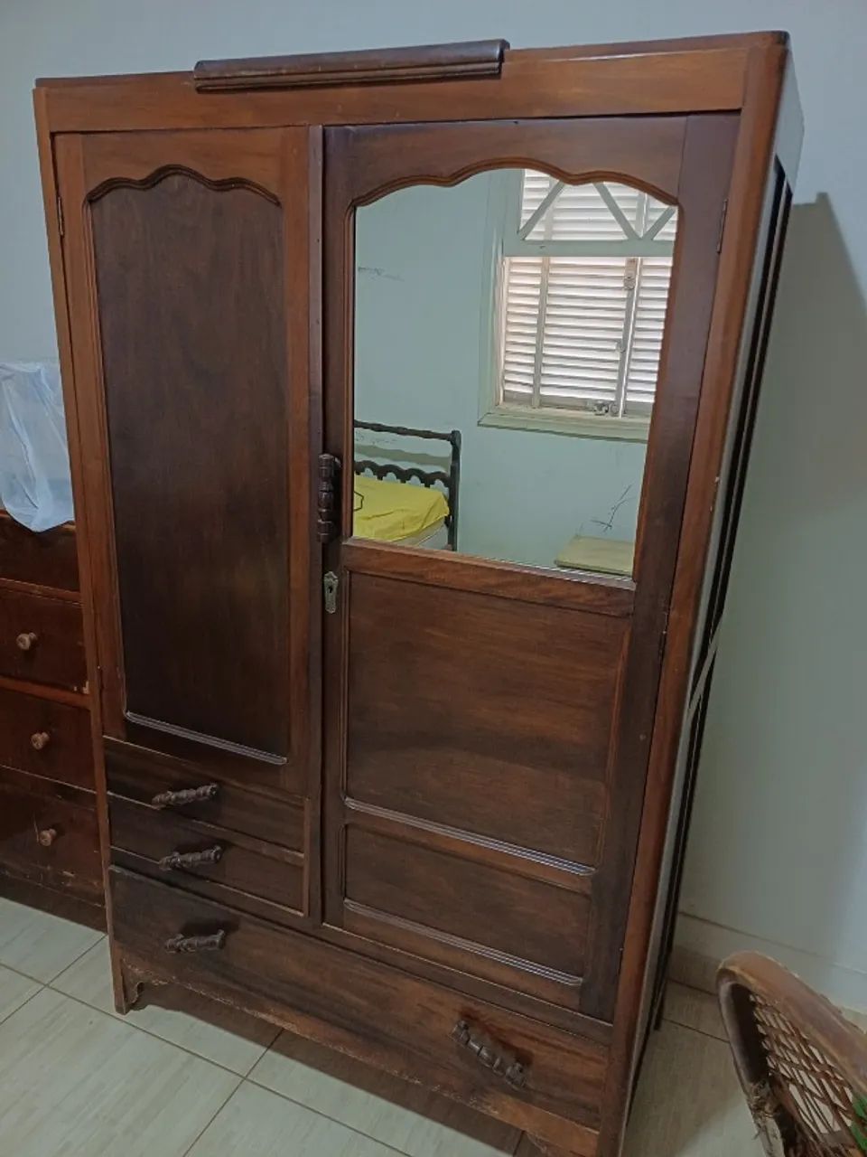 Guarda-Roupa Médio (2 Portas com Espelho) - Foto 2