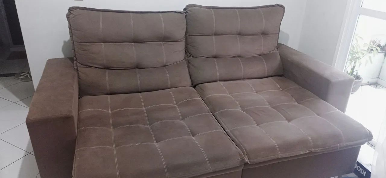 Sofa retrátil em otimo estado - Foto 2