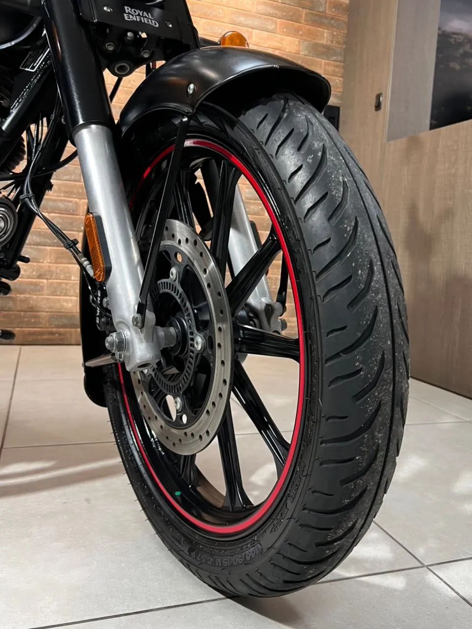 METEOR  350 FIREBALL   PRETA 2022/2023 - Foto 5