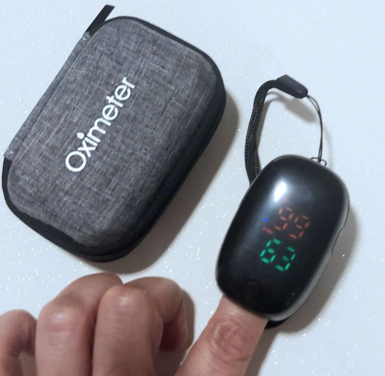 Oximetro com Lindo  Estojo Case 