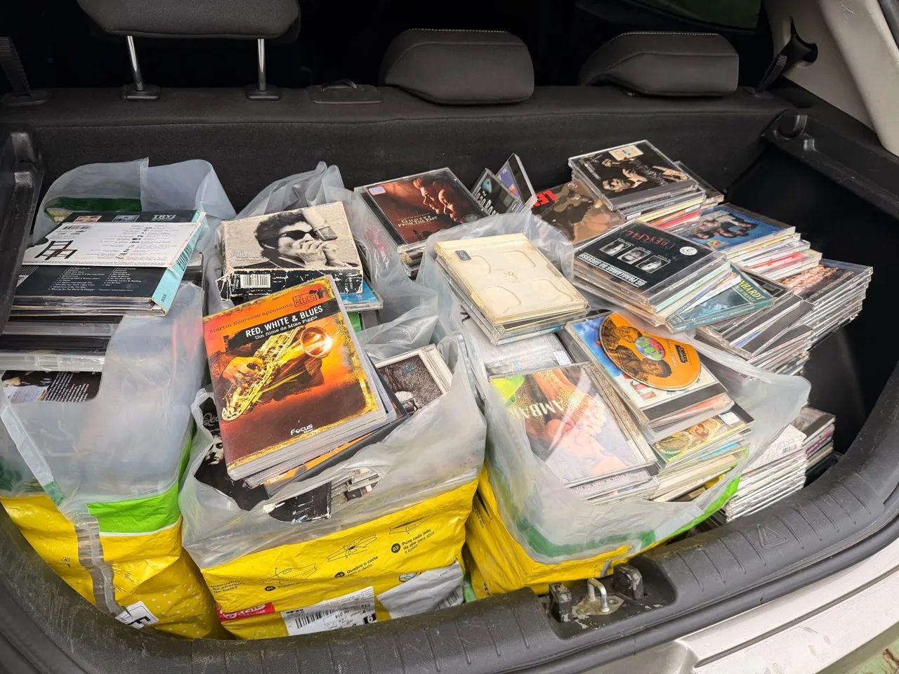 LOTE DE CDS E DVD DE MÚSICA ORIGINAIS 