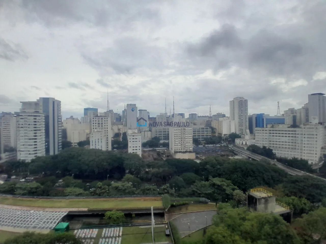 Sala comercial à venda localizada na Liberdade. - Foto 4