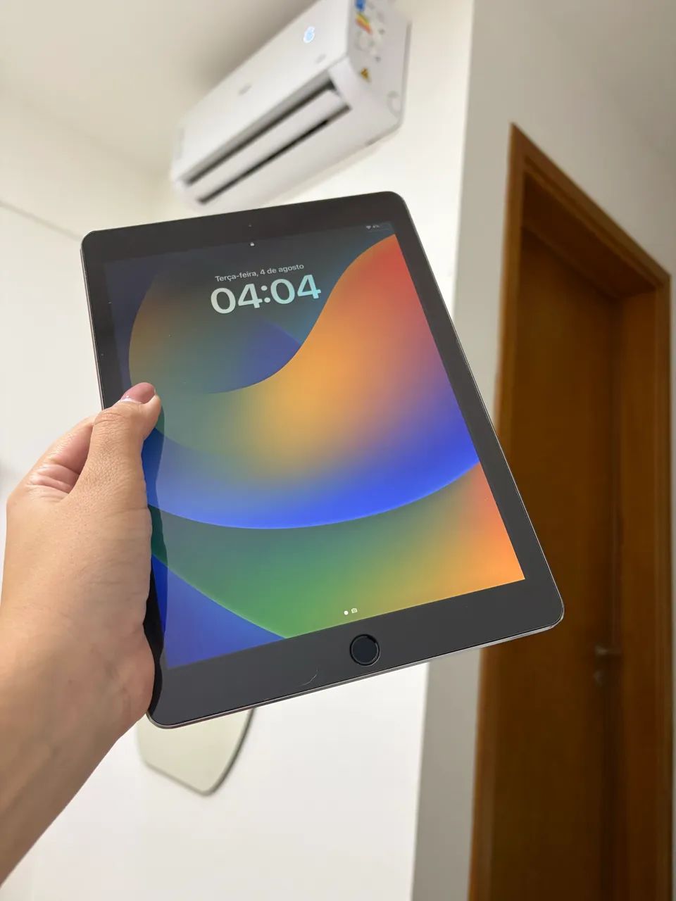 iPad Pro 9.7" Space Gray (Cinza Espacial) - 32GB Wi-Fi 