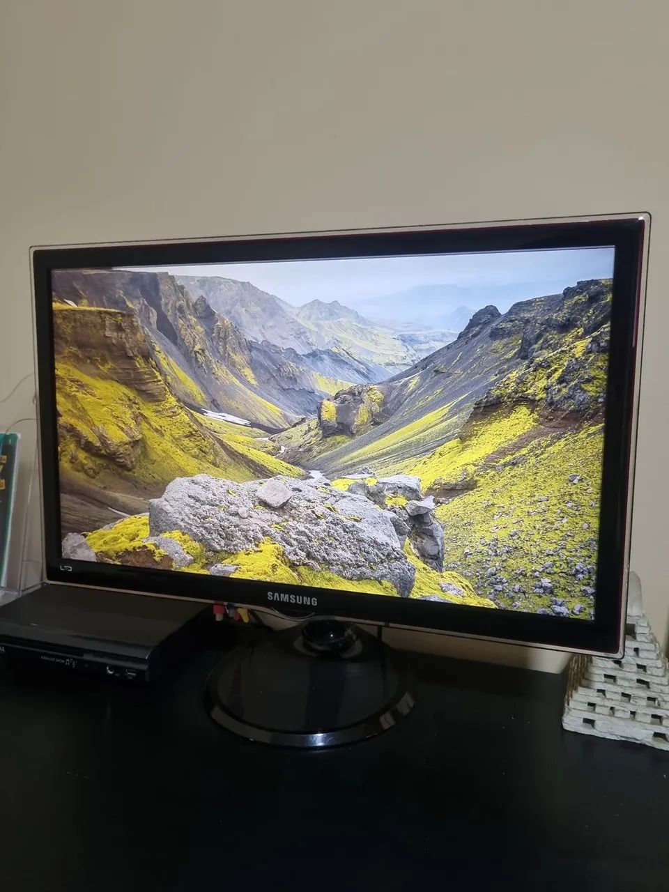 Monitor TV Samsung 24" + Chromecast