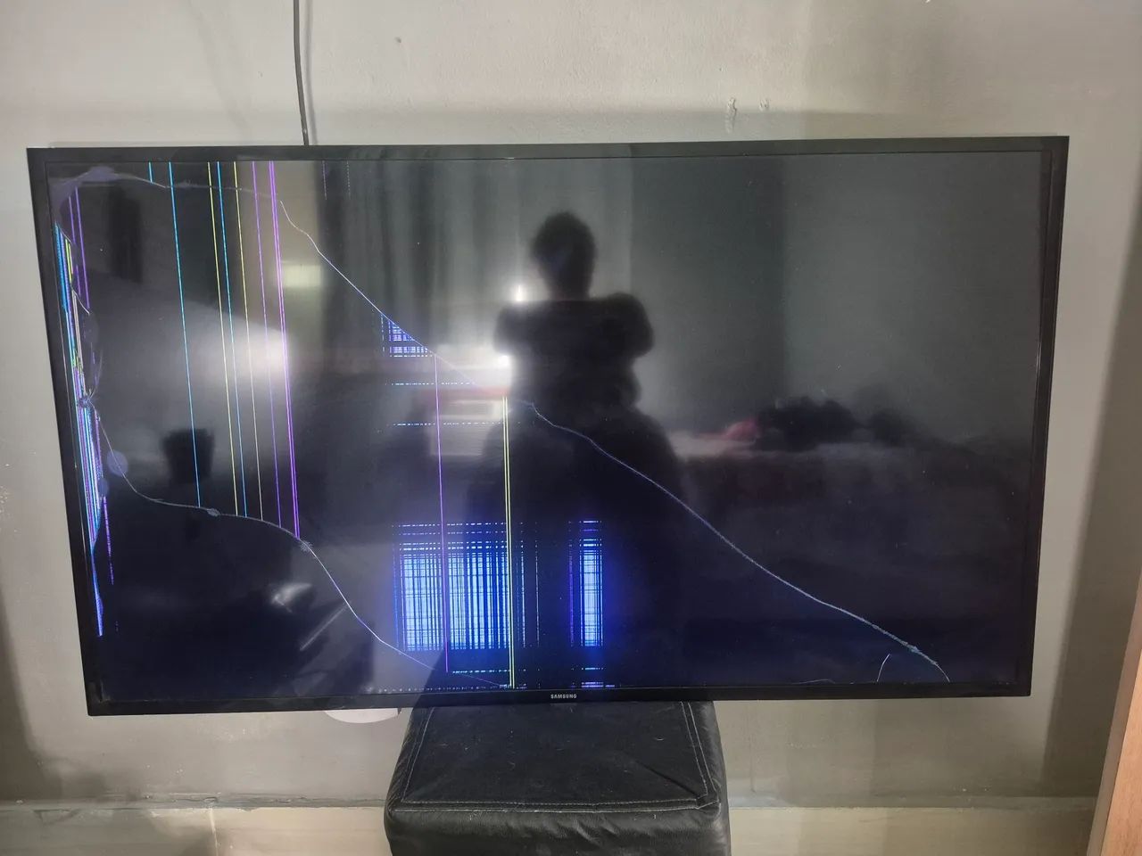 Tvs Samsung e AOC - Foto 2