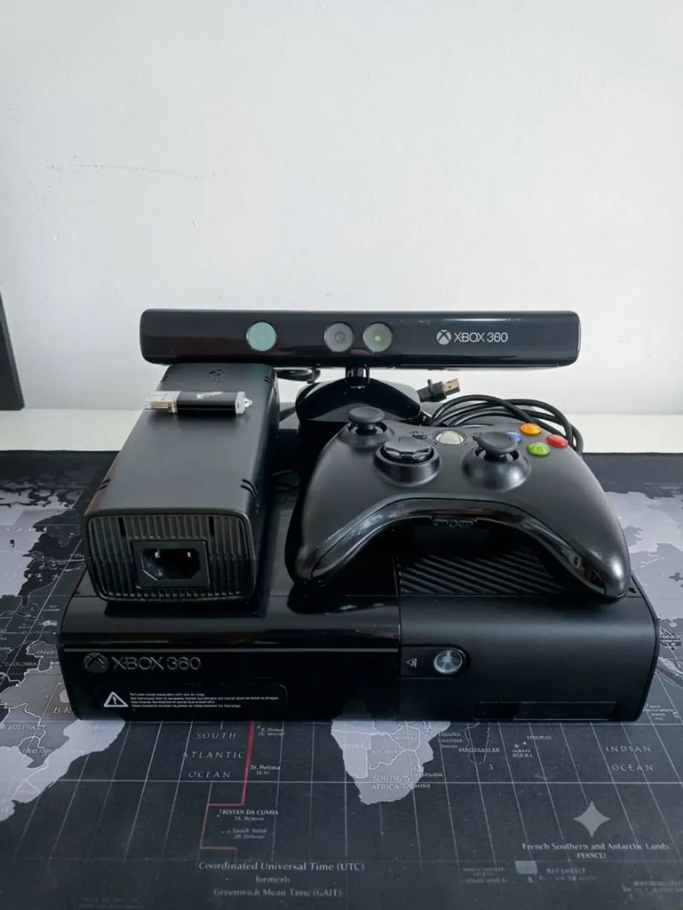 Xbox 360 SuperSlim Desbloqueado + Kinect