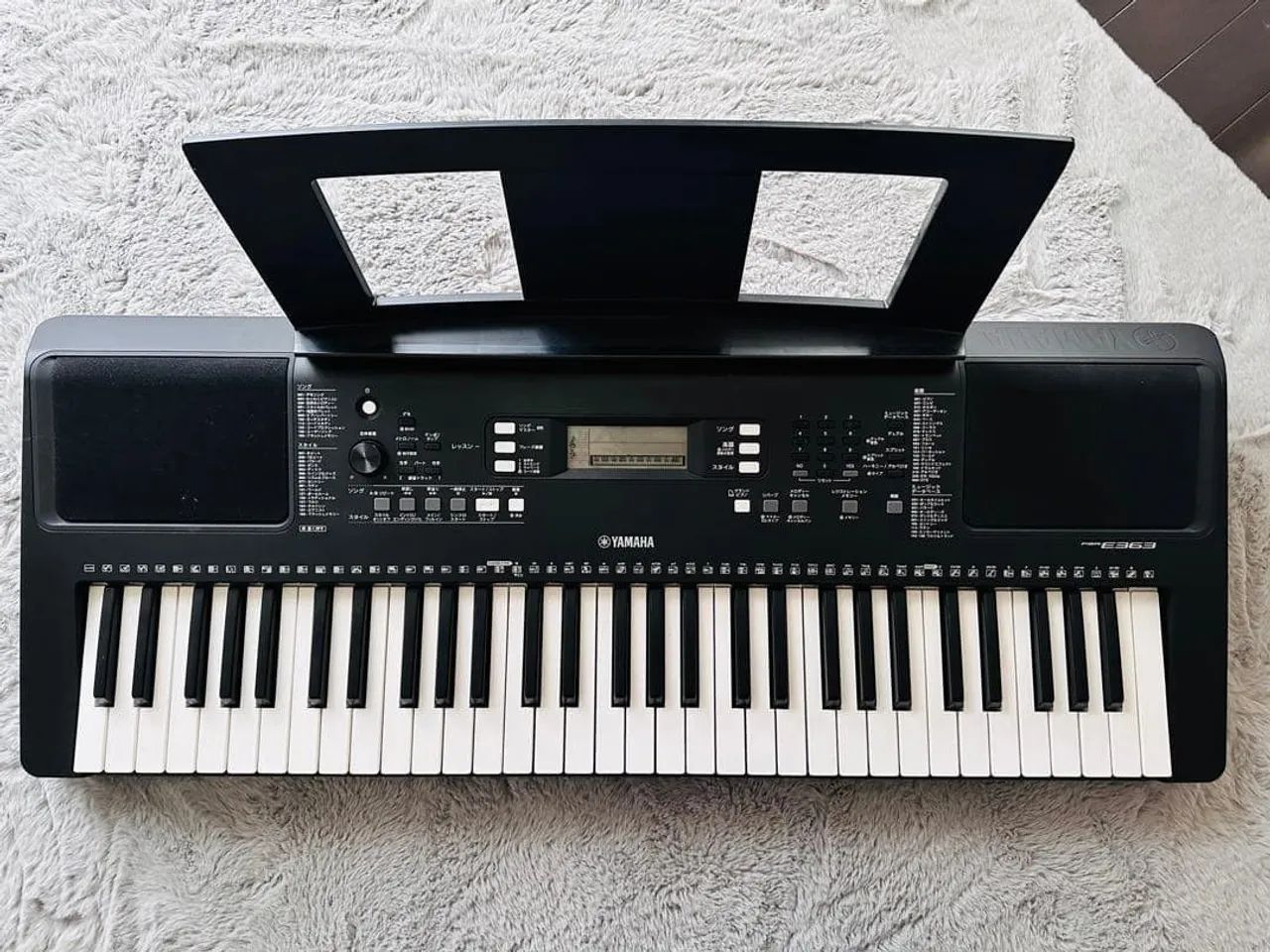 Teclado Yamaha PSR-E373 - Teclas Sensitivas (Estado de Novo)