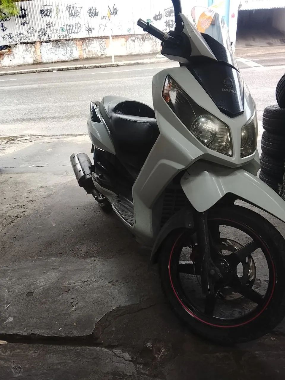 Moto 300 - Foto 3