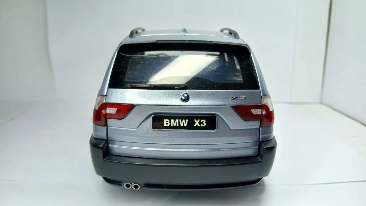 Miniatura BMW X3 Light Blue 1/18 - Foto 4