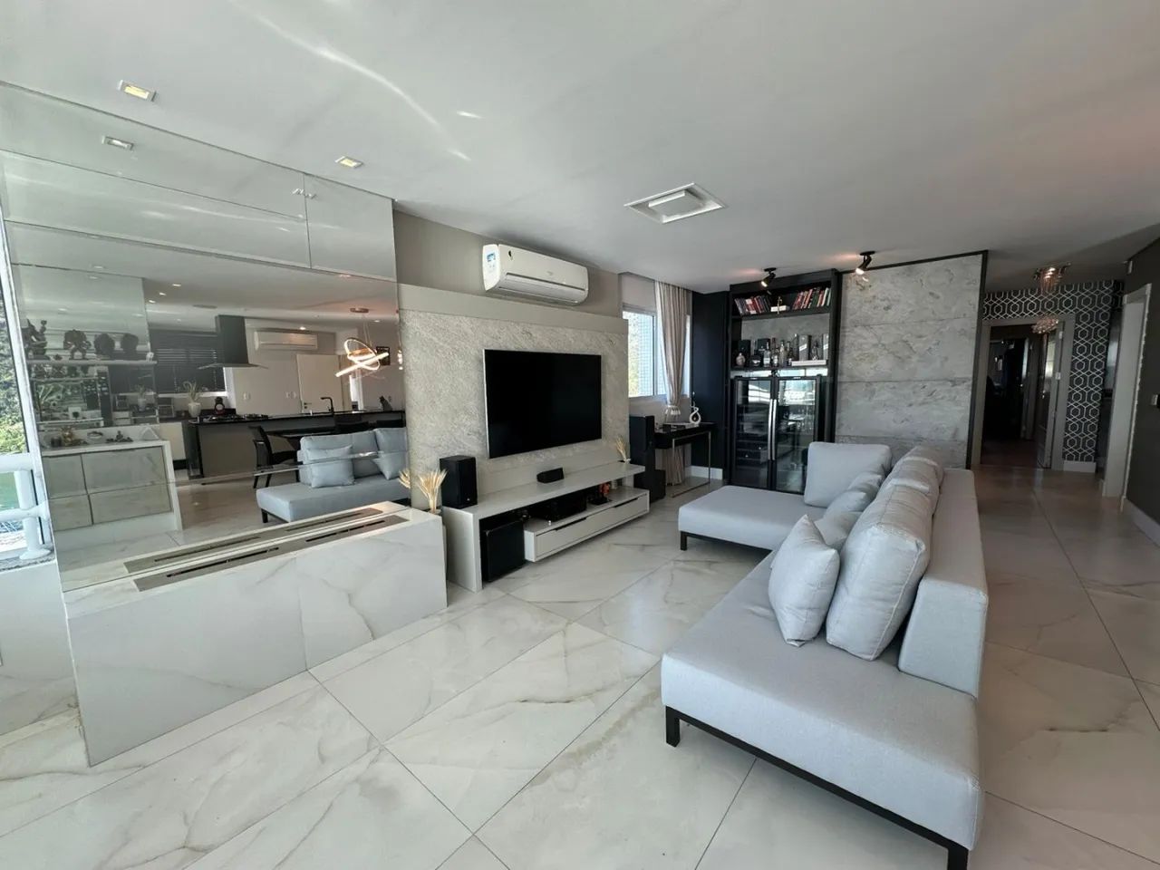 Apartamento para Locação em Balneário Camboriú, Centro, 3 dormitórios, 3 suítes, 4 banheir - Foto 9