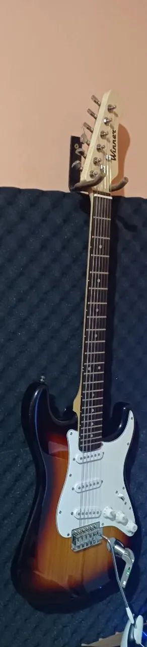 Guitarra Stratocaster Winner - Foto 2