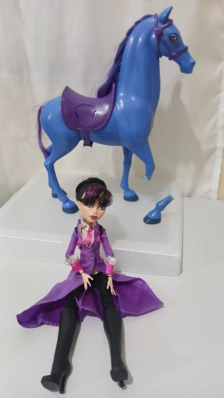 Boneca monster high diretora sem cabeça e pesadelo - Foto 5
