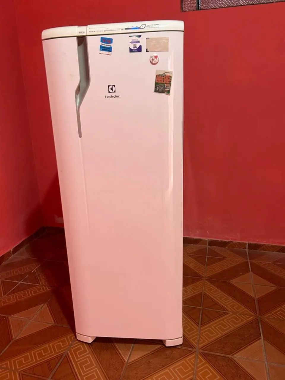 GELADEIRA ELECTROLUX  (CONTATO (91- * )VALOR 300 REAIS  !! - Foto 4