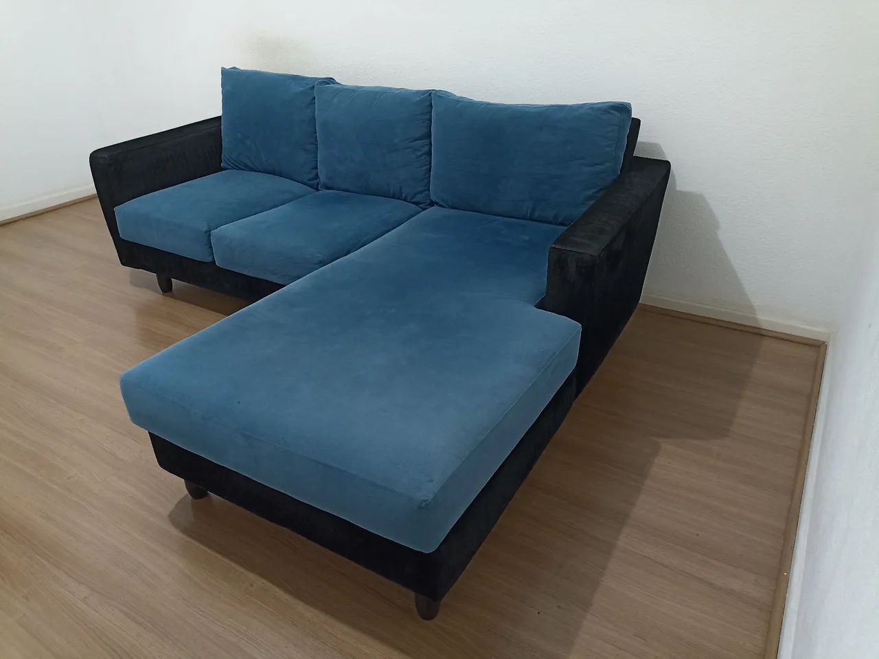 Sofá 3 lugares  com Chaise - Foto 3