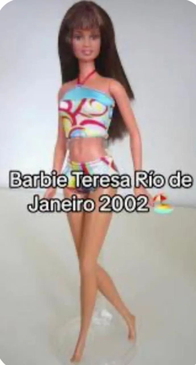 Roupa  de Boneca Barbie  Teresa  Rio - Foto 4