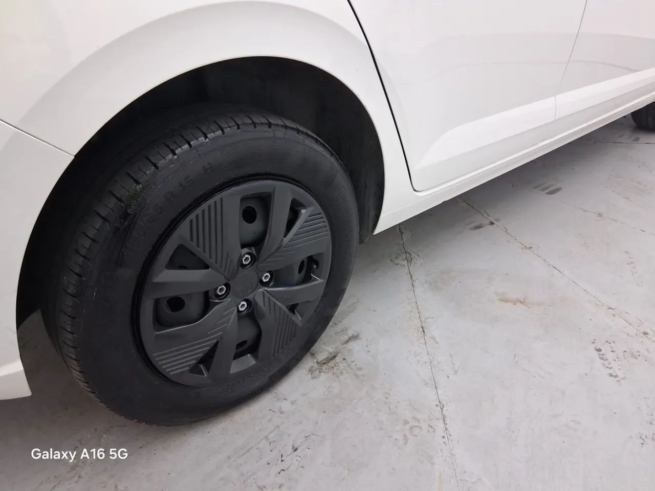 Volkswagen Polo Track 1.0 Flex 12V 5p, foto 14 de 18