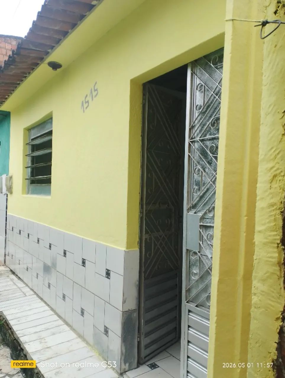 Casa à Venda.
