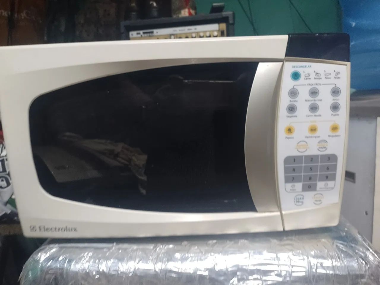 Microondas Electrolux 20 litros funcionando perfeitamente  - Foto 3