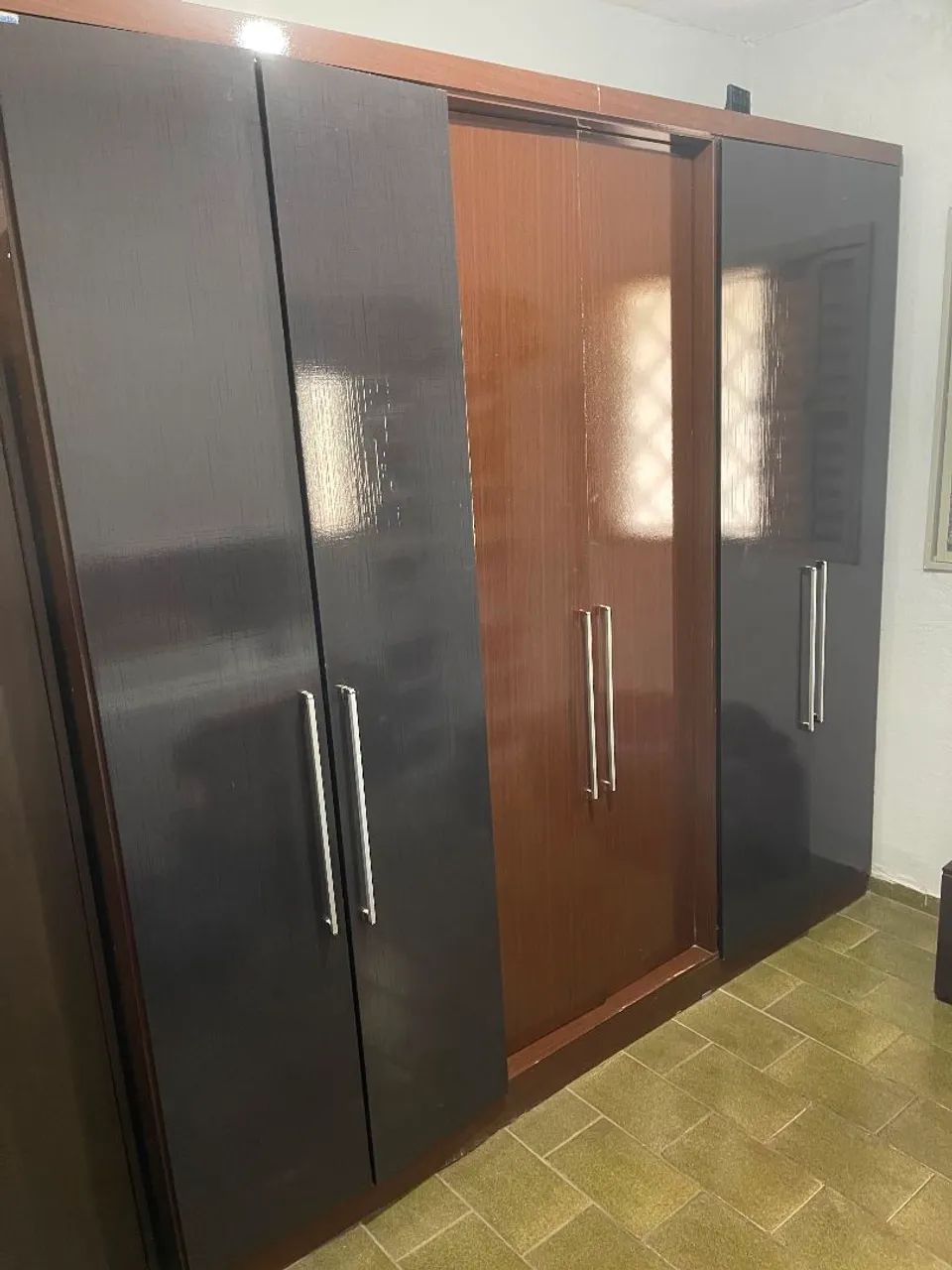 Guarda roupas de casal