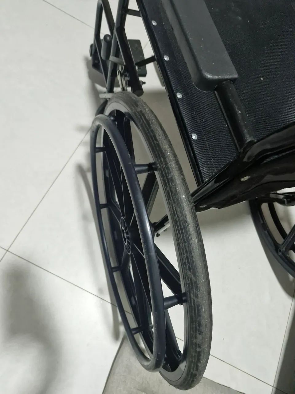 Cadeira de rodas 40cm - Foto 3