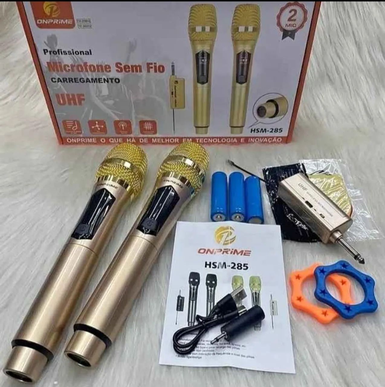 Microfone UHF duplo sem fio recarregável a bateria