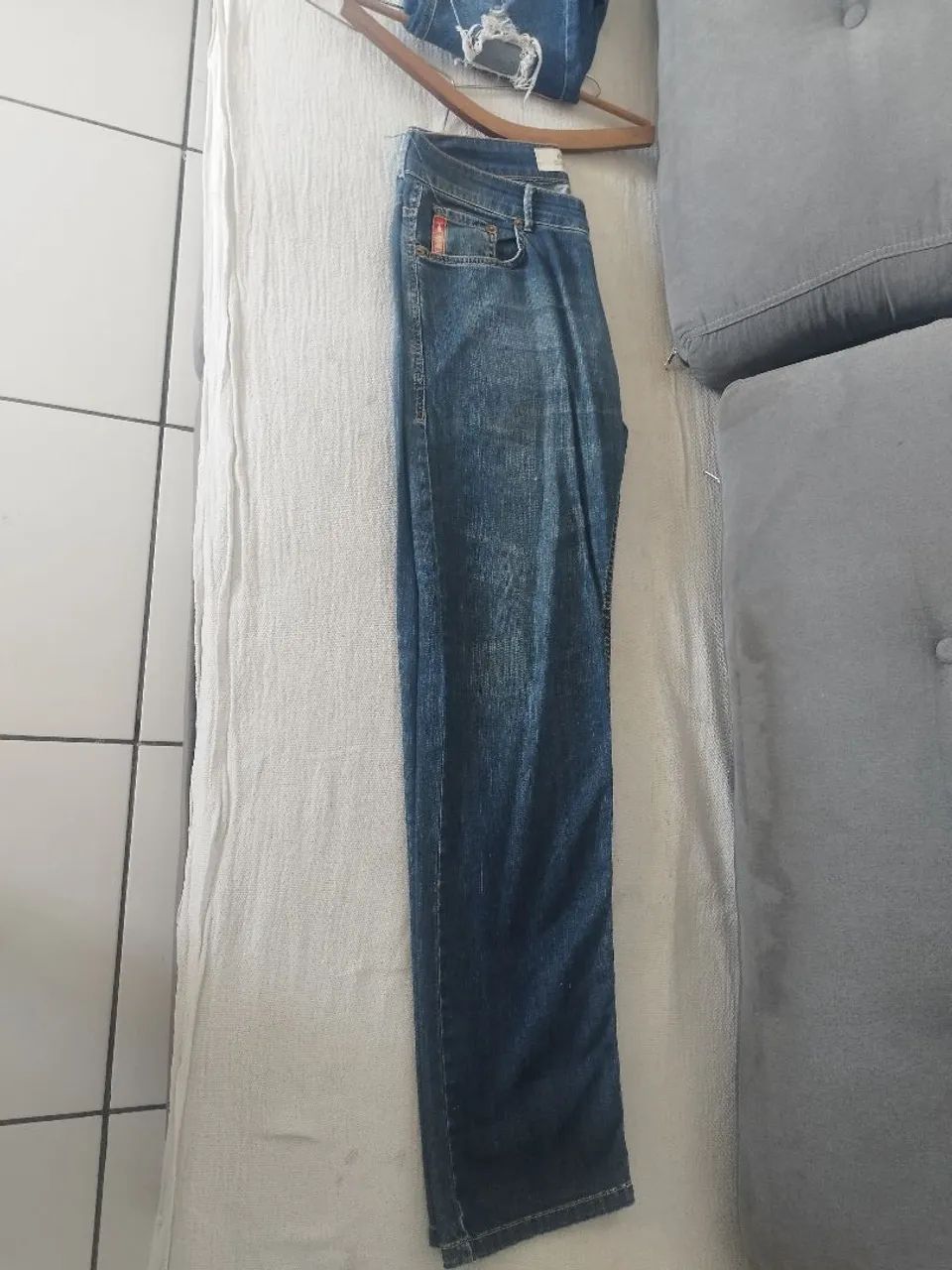 Vendo essas 5 lindas calças jeans de marca original. - Foto 4