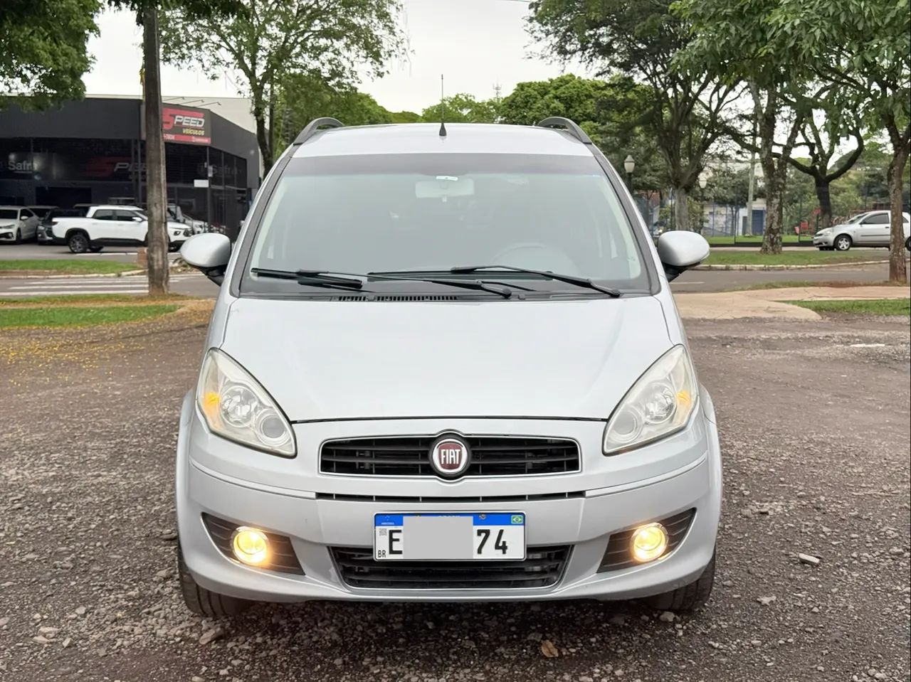 Fiat Idea Essence 1.6 Flex 16V 5P 2011 - Foto 4