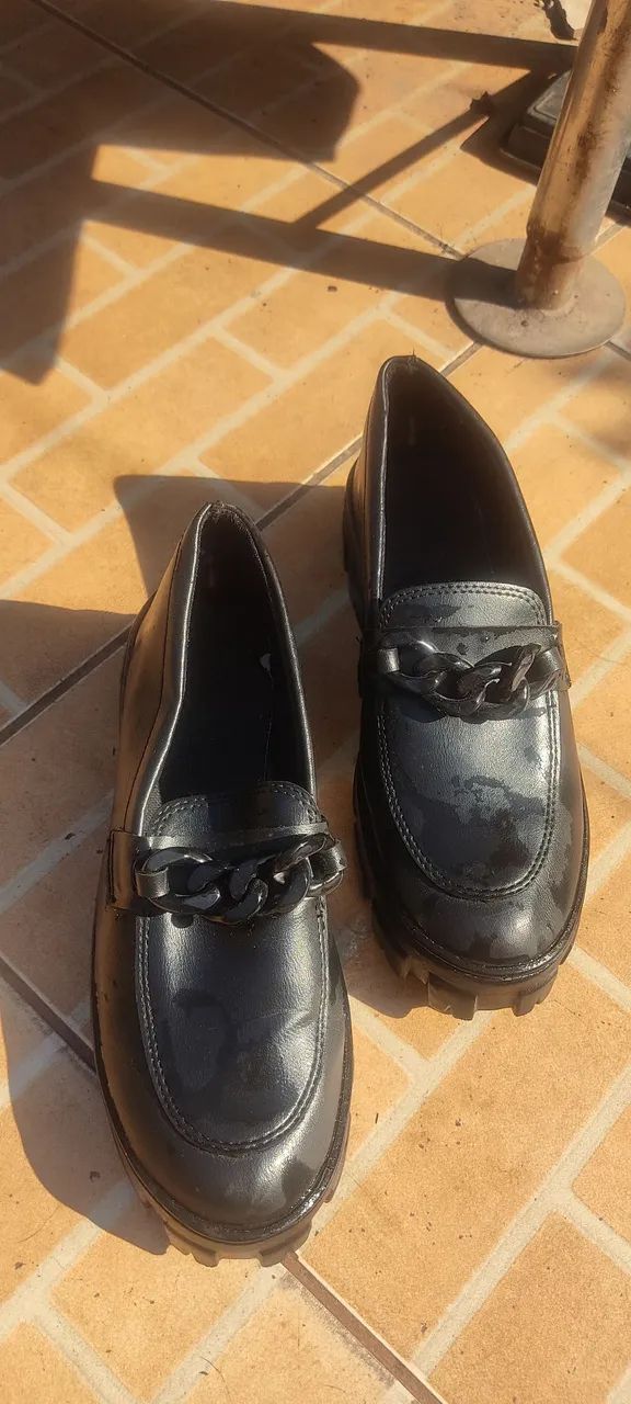 Mocassim preto super estiloso 