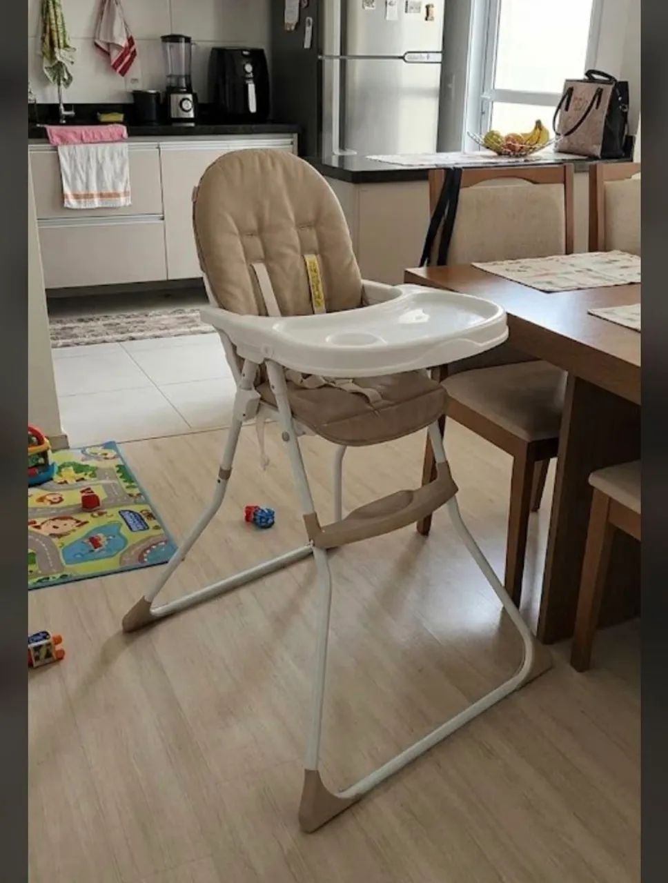 Cadeirinha alimentação bebê 