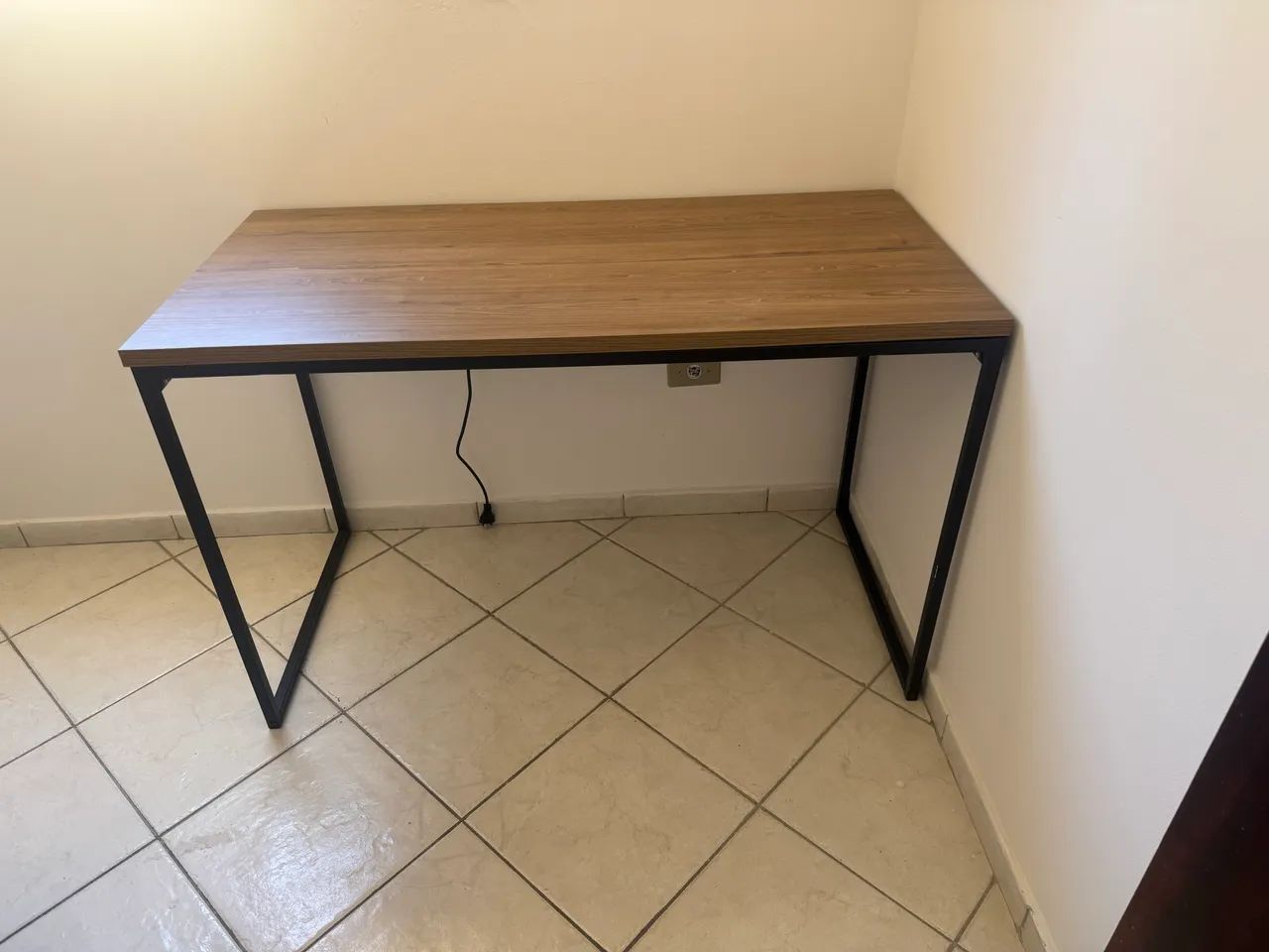 Desk65049947075201120